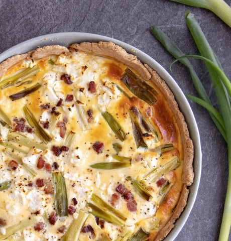 World's best easy dinner pie recipe with bacon and spring onions