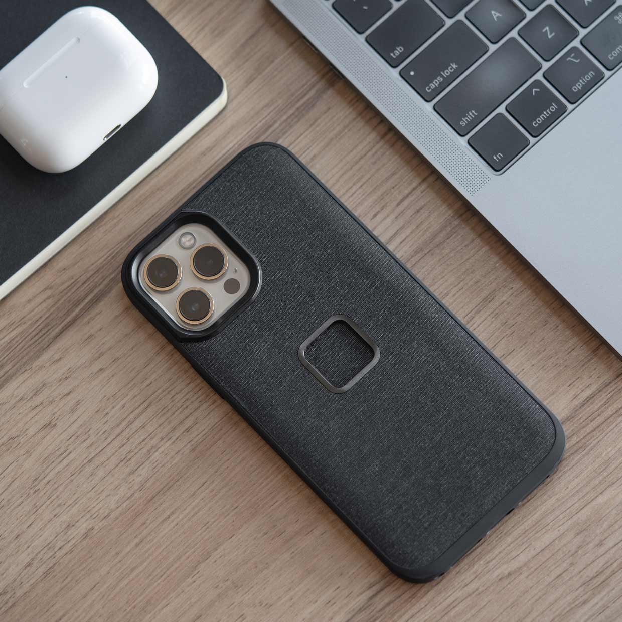Rugged Case - iPhone 15 Pro, Peak Design Collab