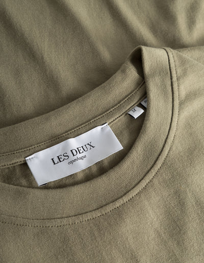 Les Deux MEN Dorian T-Shirt T-Shirt 550550-Surplus Green