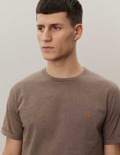 Les Deux MEN Nørregaard T-Shirt - Seasonal T-Shirt 857730-Walnut Melange/Orange