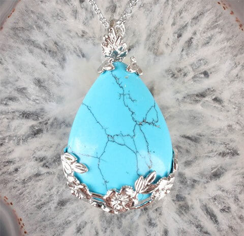 Flower Crystal Teardrop Necklace