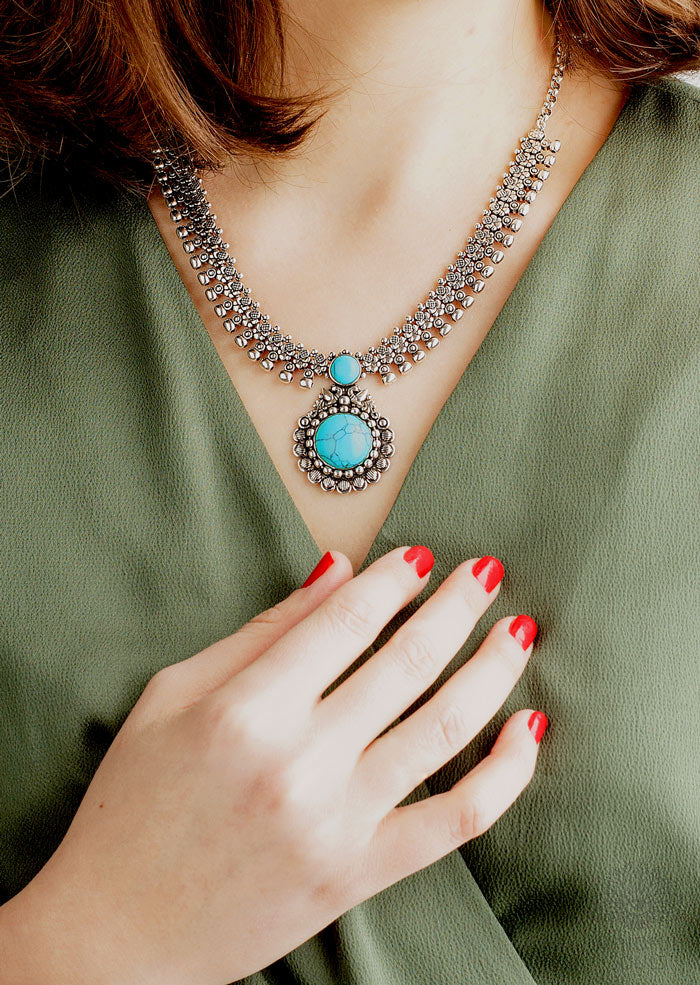 Clairvoyance Turquoise Necklace