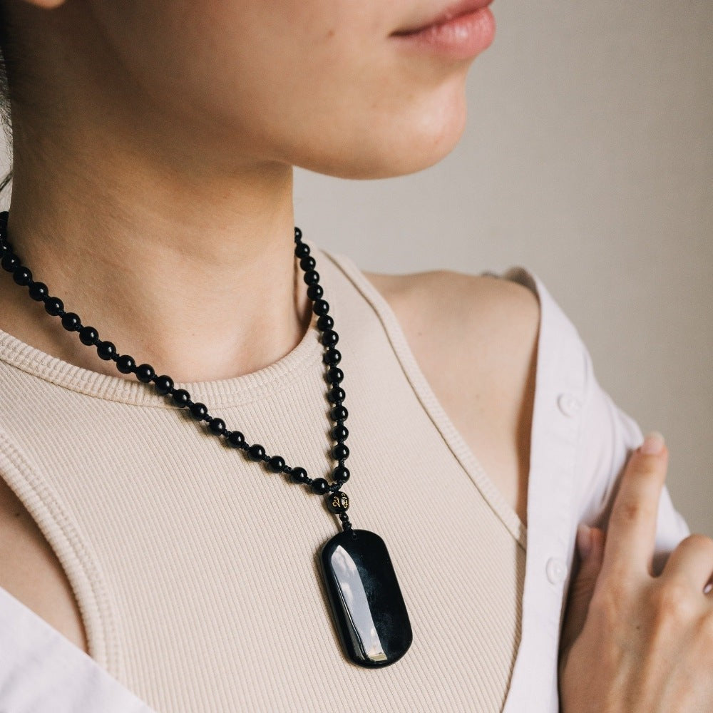 Rough Black Obsidian | Natural stone pendant necklace – TENET