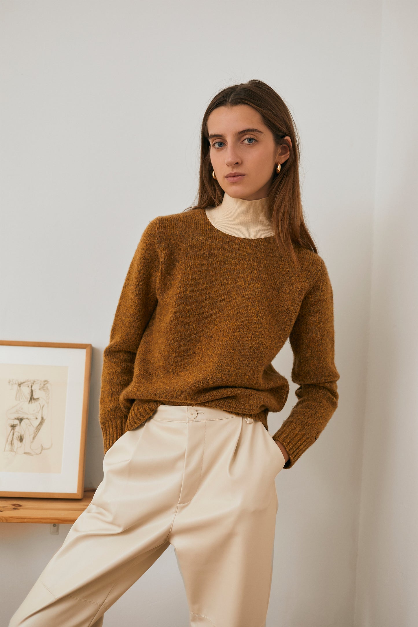 Clara Cable Knit Sweater Beige - Laia Alen Knitwear – LAIA ALEN