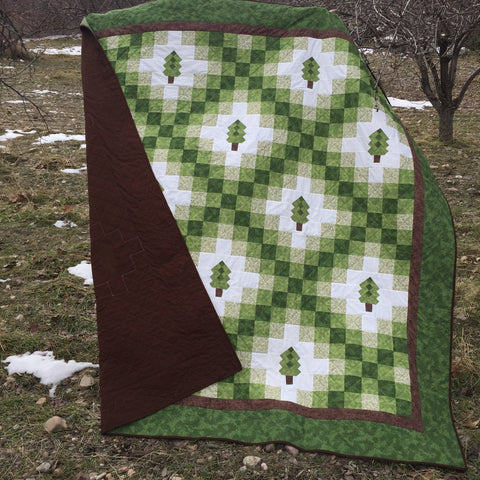 Irish Woodland quilt in green