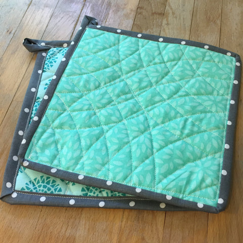 Finished hot pot holder in teal and grey
