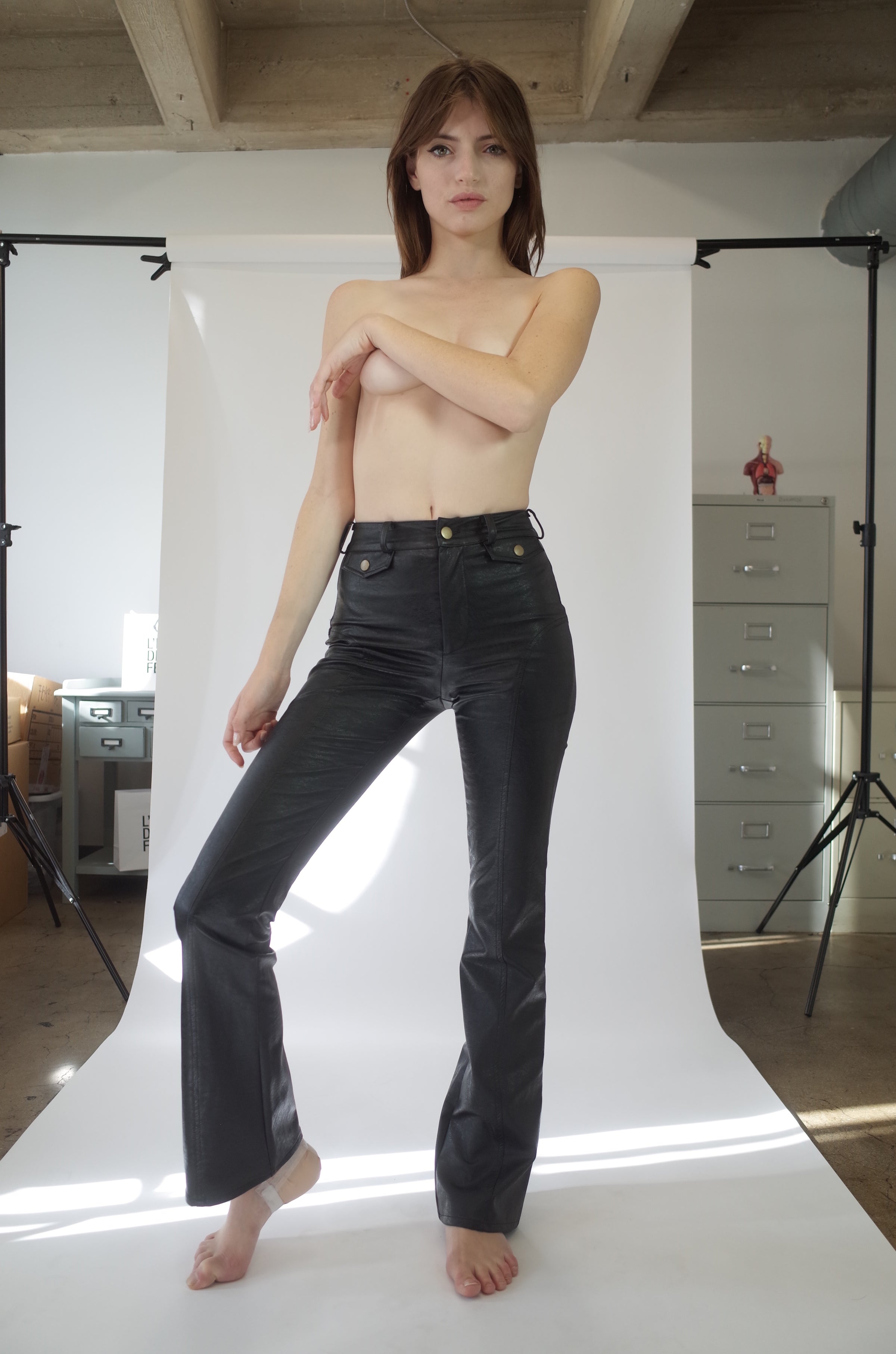 female leather jeans