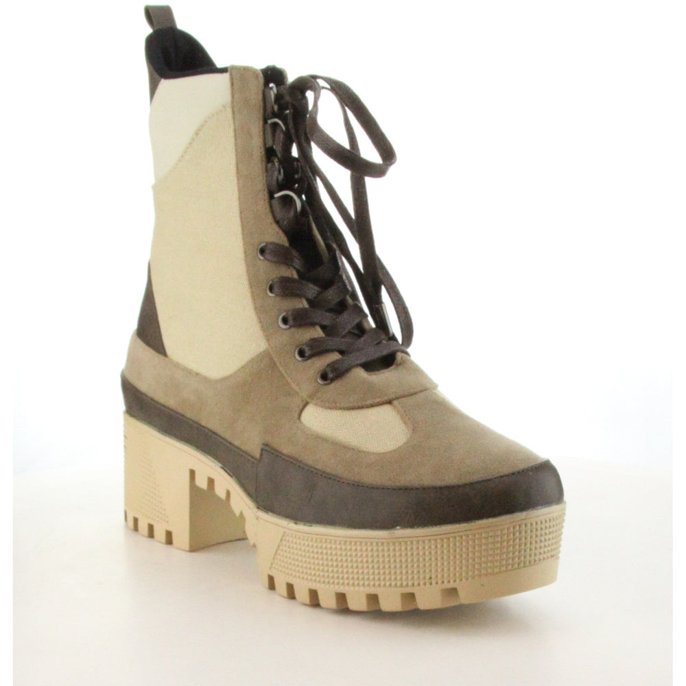 commander chunky sole lace up ankle boot