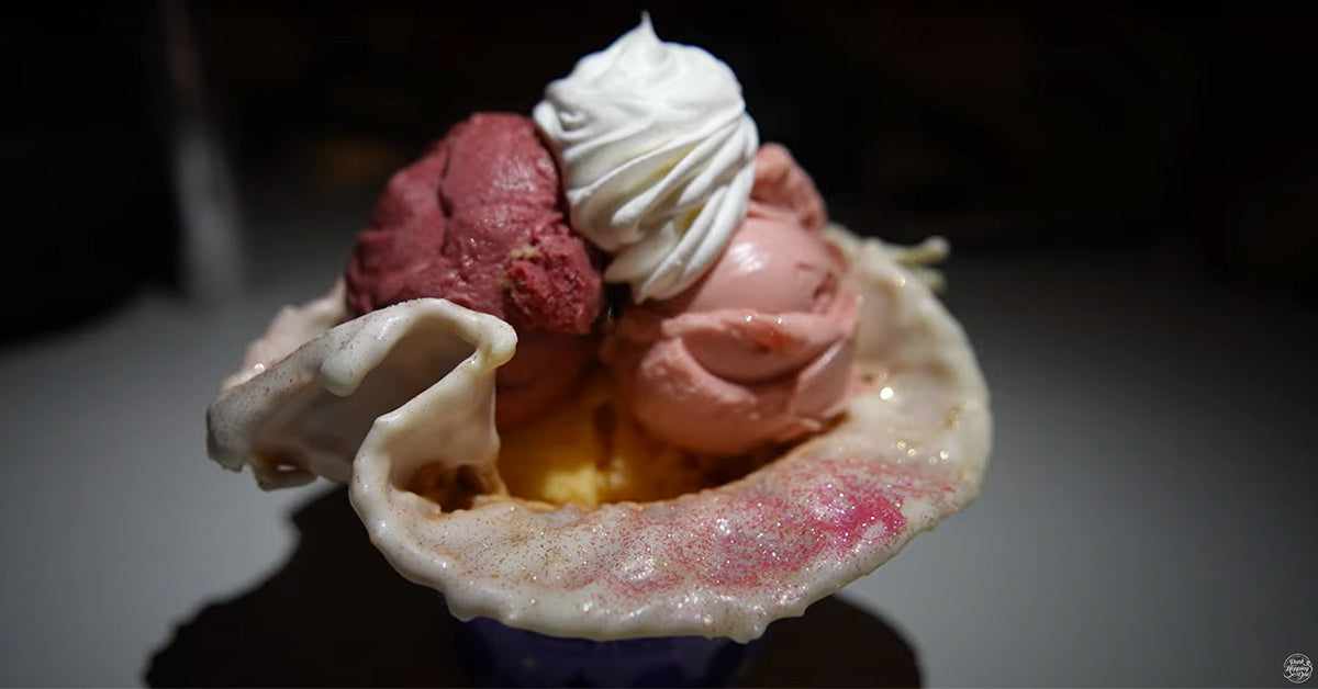 edible glitter on disneyland ice cream | bakell.com