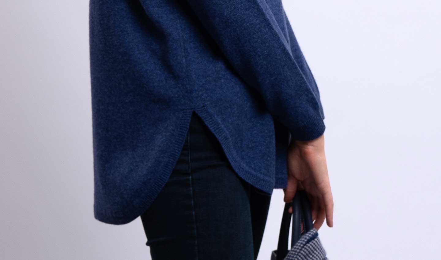 sally curved hem cashmere jumper in indigo blue