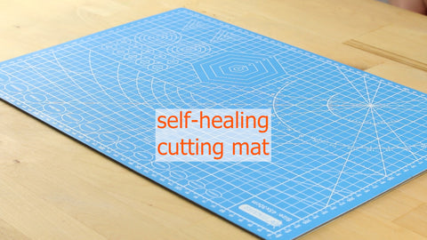 Self-healing cutting mat