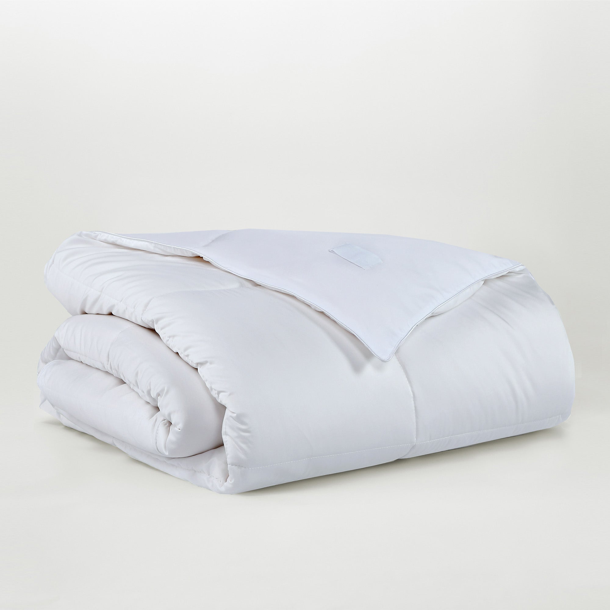 AiryWeight Eucalyptus Comforter