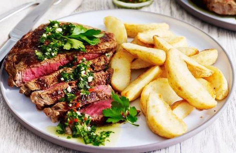 Paprika Steak with Sides | Our 7 Favourite Christmas Recipes | Matchbox