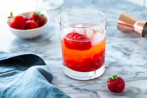 Easy Home Cocktail Recipe - Strawberry Vodka Lemonade | Matchbox Australia