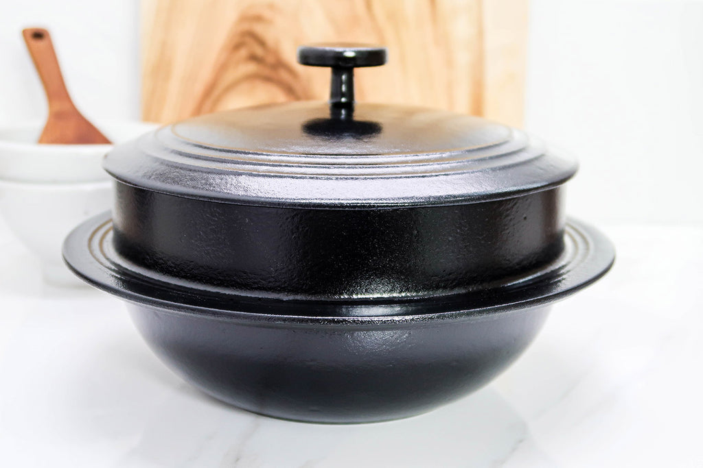 How to enjoy Korea rice in cast iron gamasot  How to cook Korean rice in cast  iron gamsot MOOSSE Gamasot Cast Iron Rice Pot:   Korean Rice: 5lb -  15
