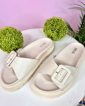 Mia Gya Waterproof Platform Slide Sandal In Ivory