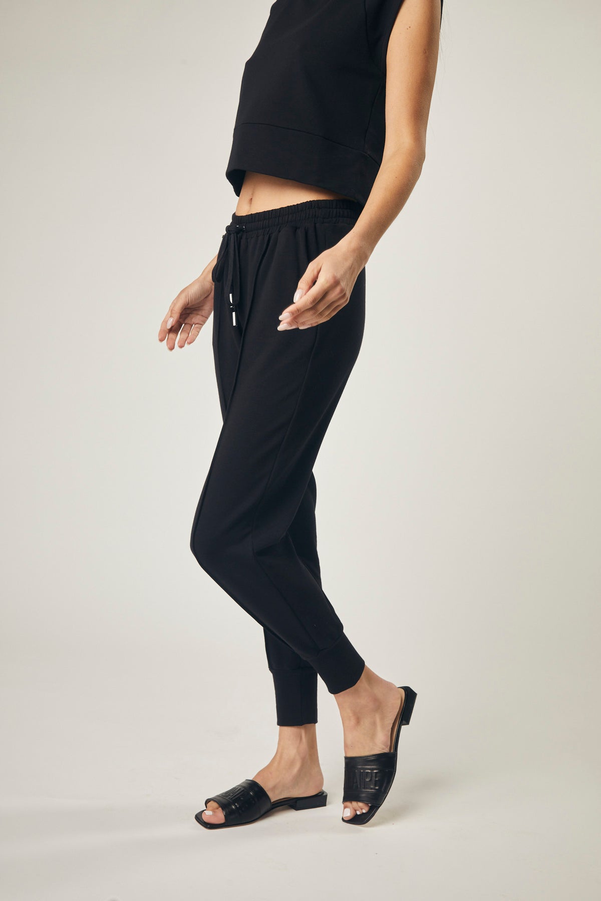 Farrah French Terry Pants In Black