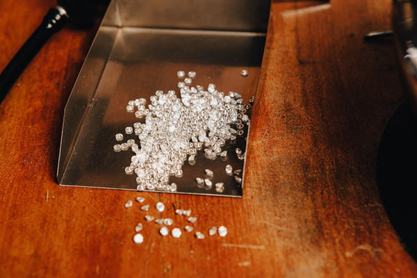 pile of diamonds for making round diamond studs