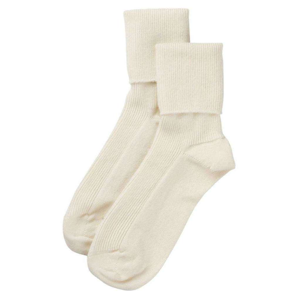 Johnstons of Elgin Bed Socks - White