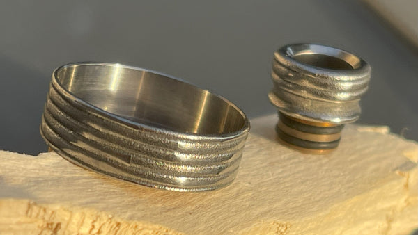 Beauty ring and drip tiptitanium engraved Bambbo design