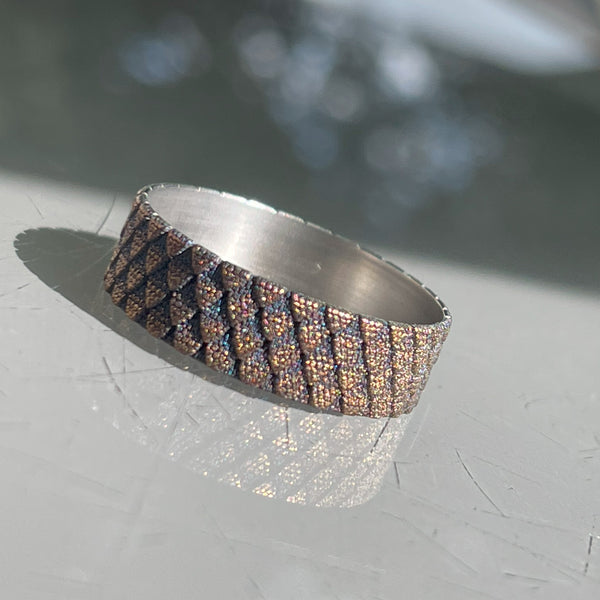 Triangle titanium beauty ring to make your vape setup a unique one