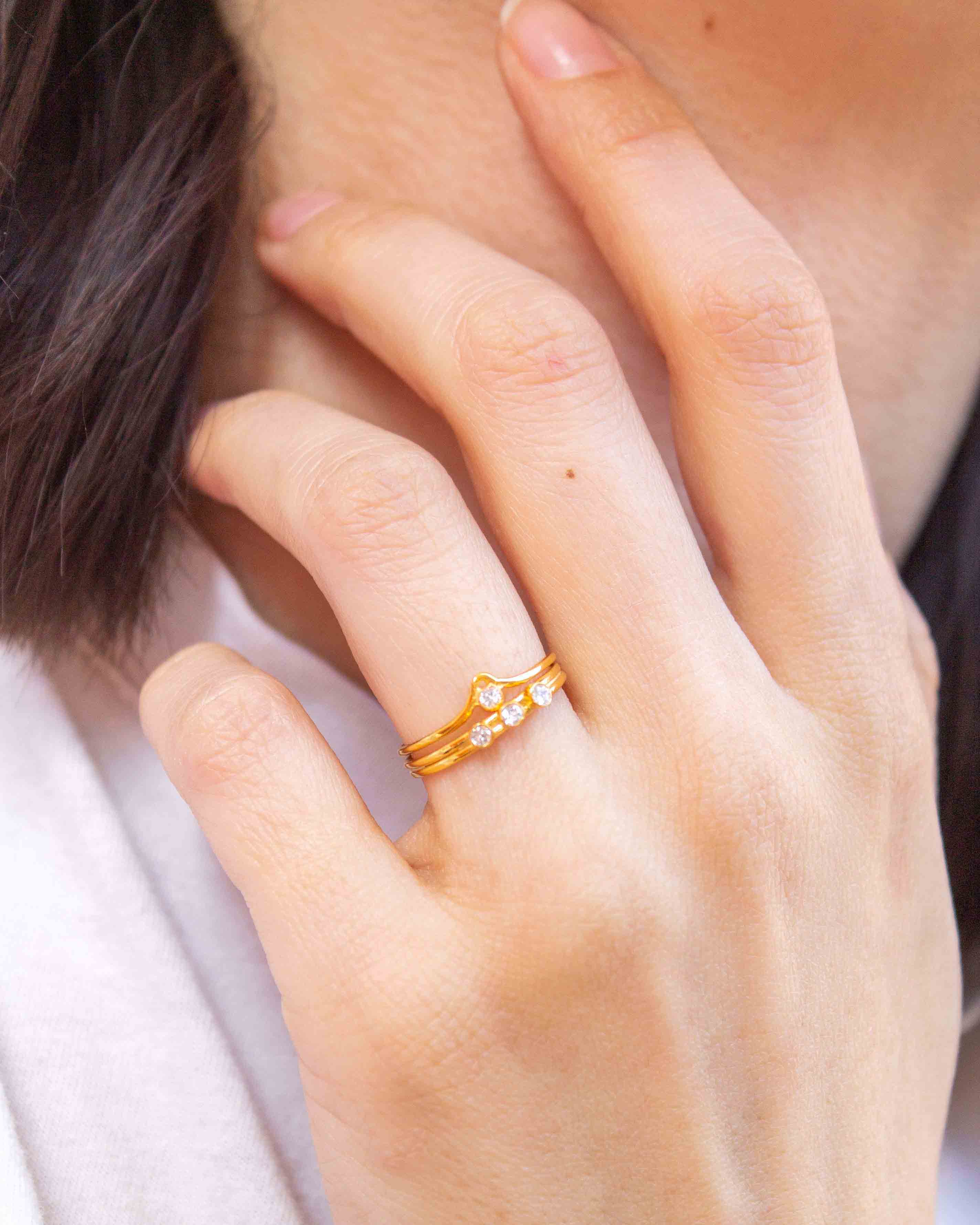 Delicate ring stack