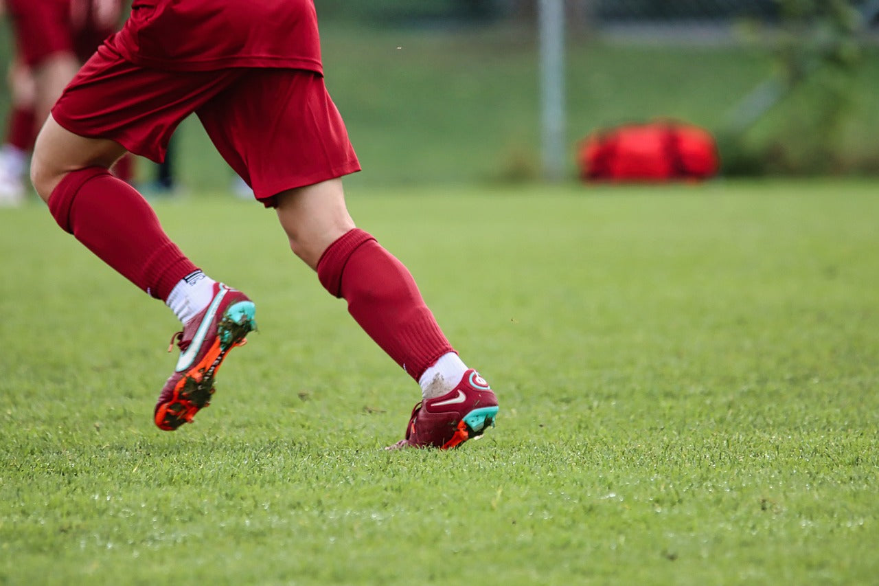 Football/Soccer: Tic-tac-toe - fun warmup (Warm-ups, Beginner)