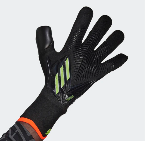 adidas predator pro goalkeeper gloves