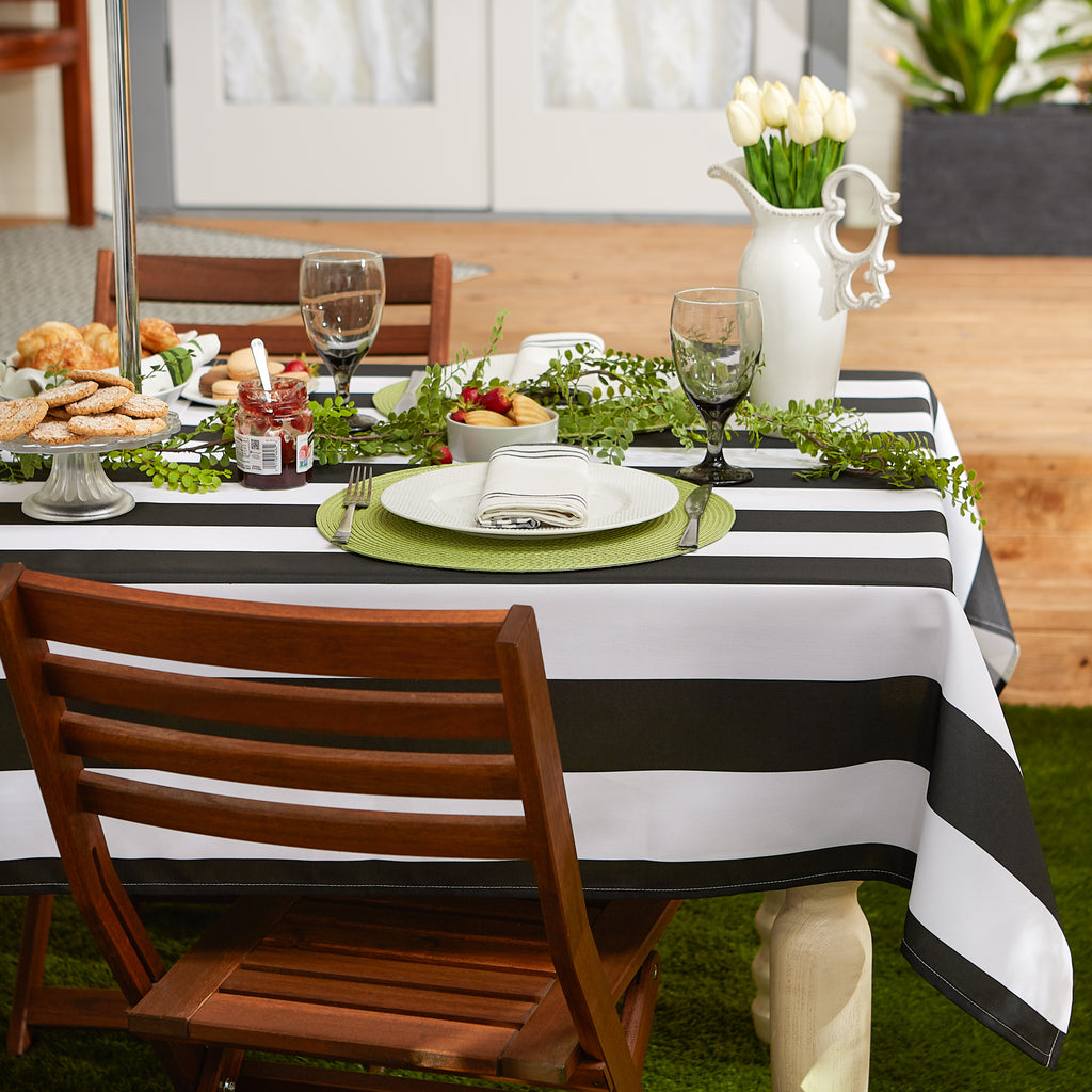 Black Cabana Stripe Print Outdoor Tablecloth With Zipper 60x84
