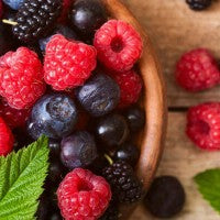 berries_colorful_raspberries_blueberries_blackberries_pic