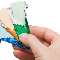 chewing_gum_wrappers_colorful_hand_unwrapped_sticks_pic