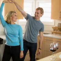 dancing_dance_kitchen_couple_happy_fun_pic