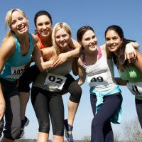 friends_women_happy_fit_active_run_race_outside_nature_pic