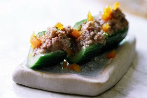 hummus_cucumber_zucchini_boats_pic