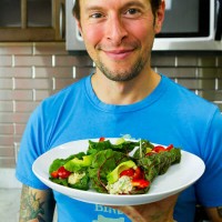 jason_wrobel_vegan_recipe_chickpea_tuna_wraps_veggies_pic