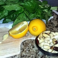 nuts_dairy_free_pesto_basil_lemon_garlic_cashews_brazil_nuts_healthy_pic