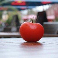 tomato_provides_the_essential_mineral_chromium_pic