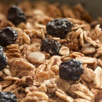 walnut_pumpkin_blueberry_granola_pic