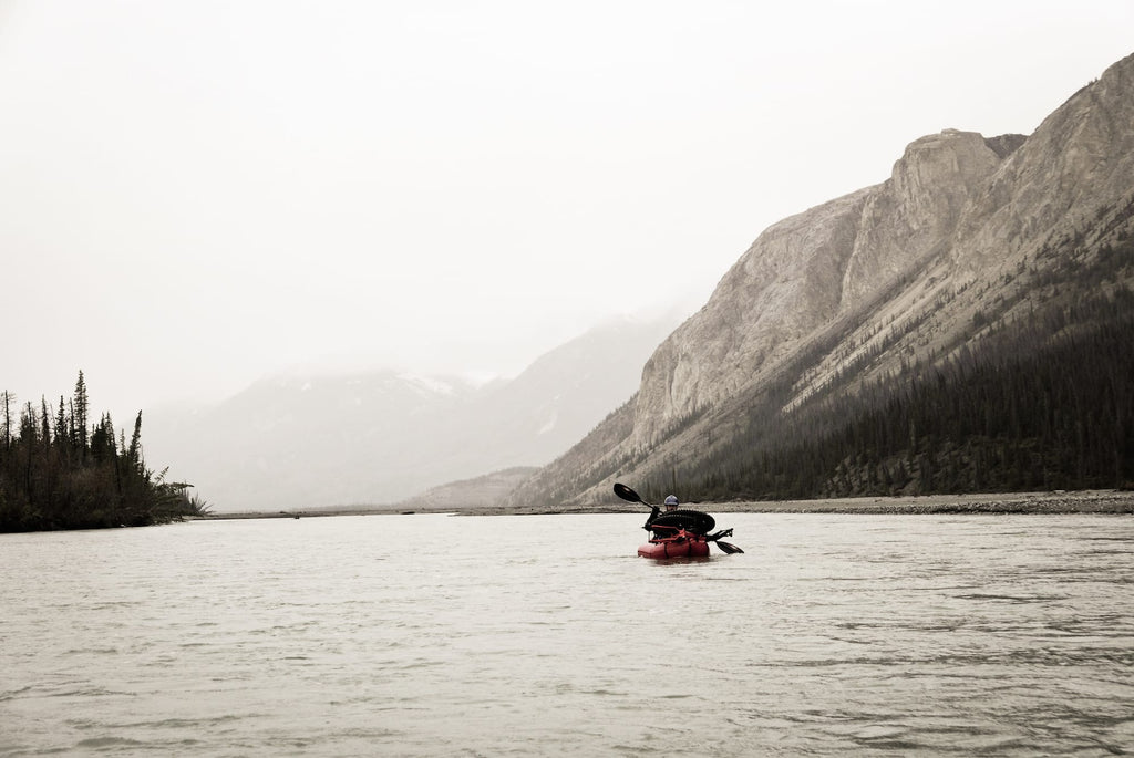 Ultralight Packrafter paddling 