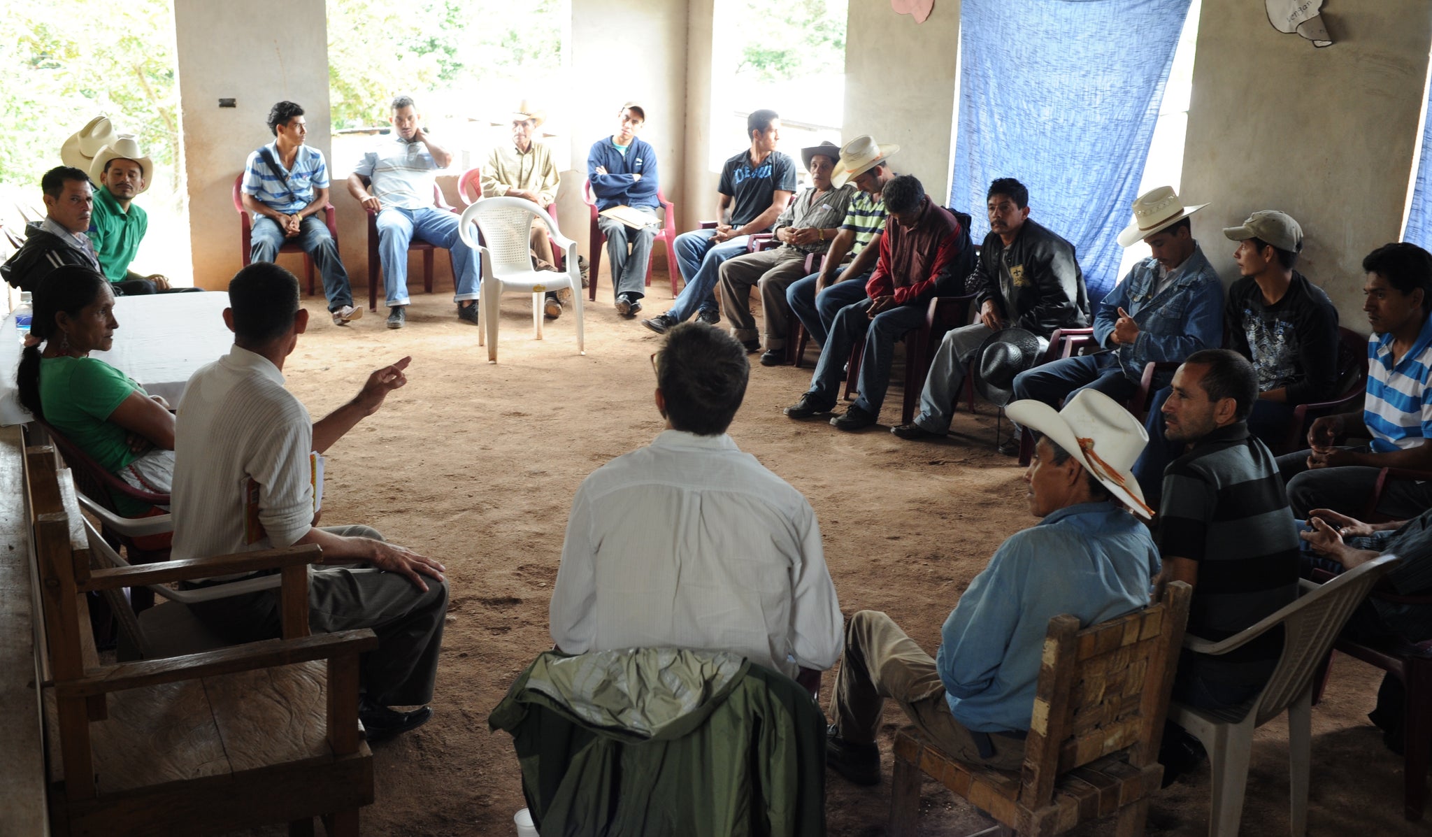 A Microloan meeting in La Union, Honduras with Aldea Development