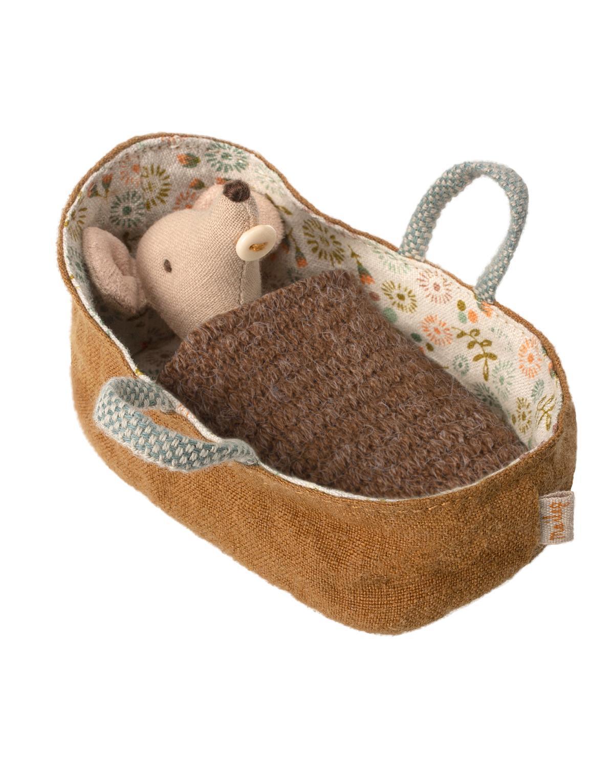 maileg mouse in carrycot