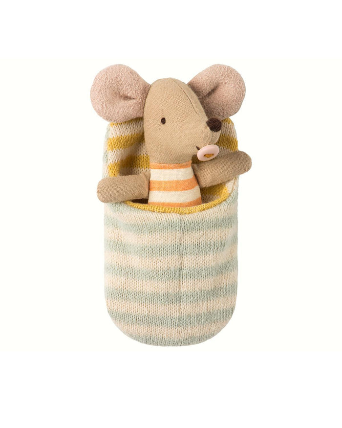 maileg mouse in carrycot