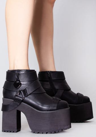 YRU Platform Shoes, Sneakers, Boots | LASR – LA Style Rush