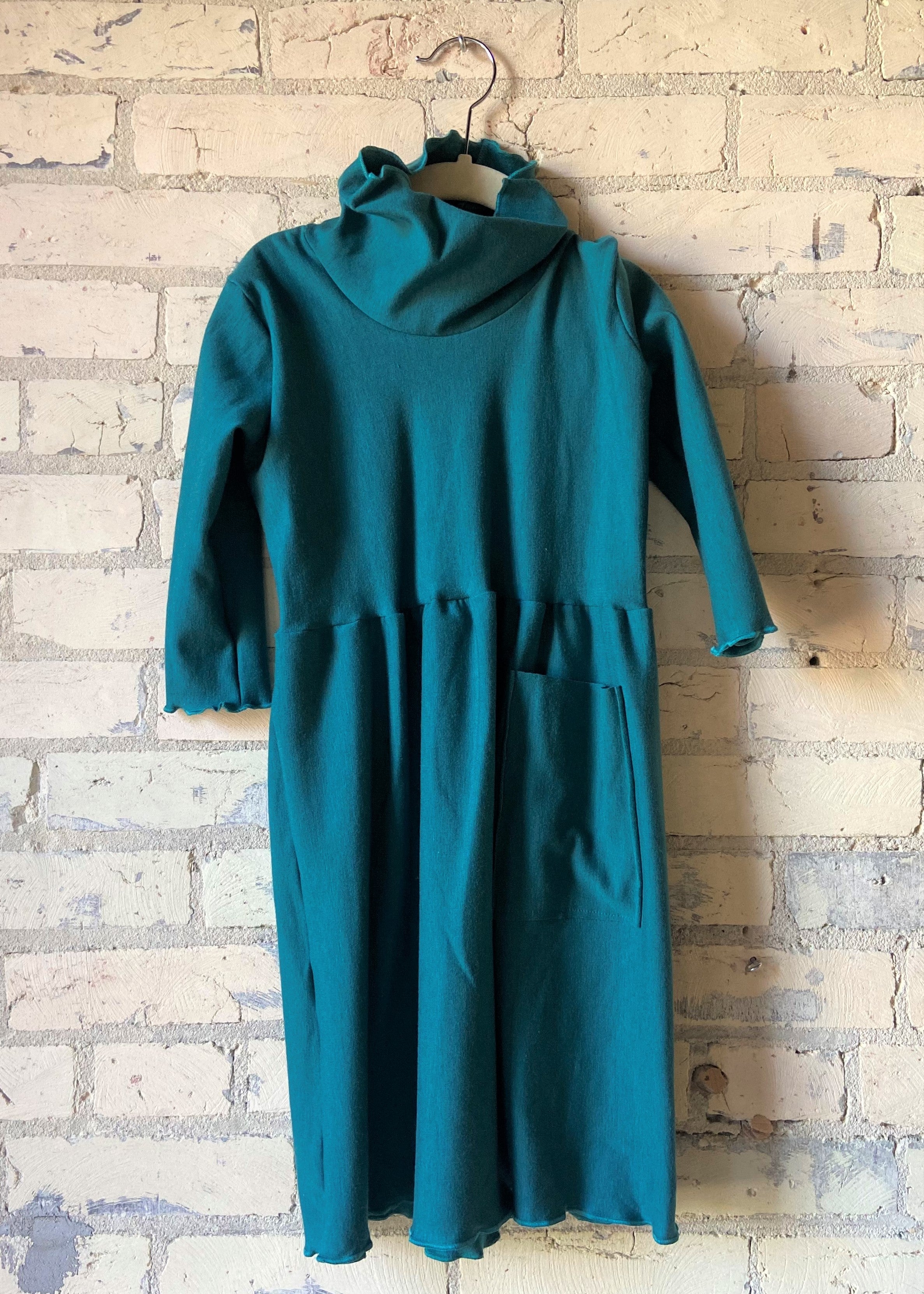 Fleece Pocket Dress (6-8 Years)