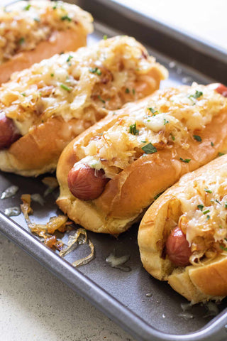 French-Onion-Hot-Dogs