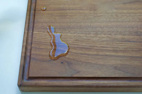 water droplet on the cutting board if it pools it means it's okay