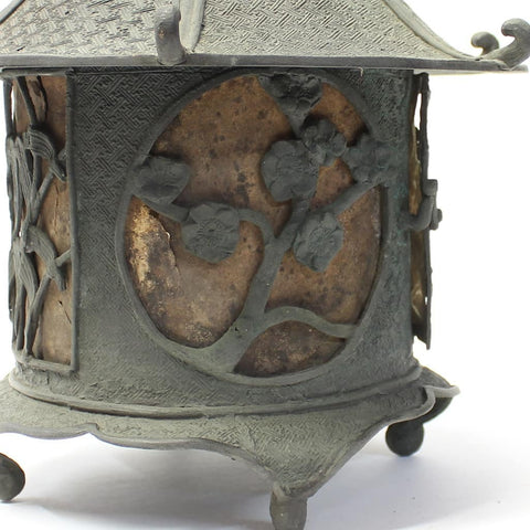 Bronze garden lamp 