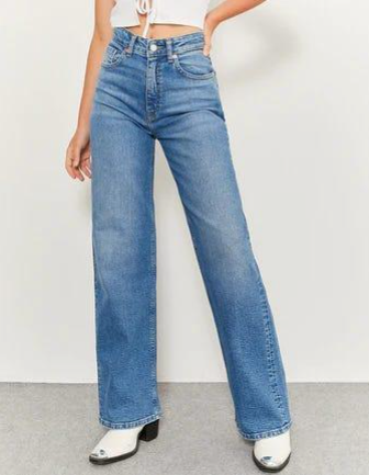 High Waisted Jeans