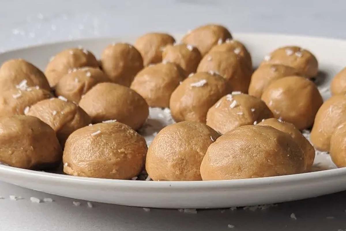 keto peanut butter balls