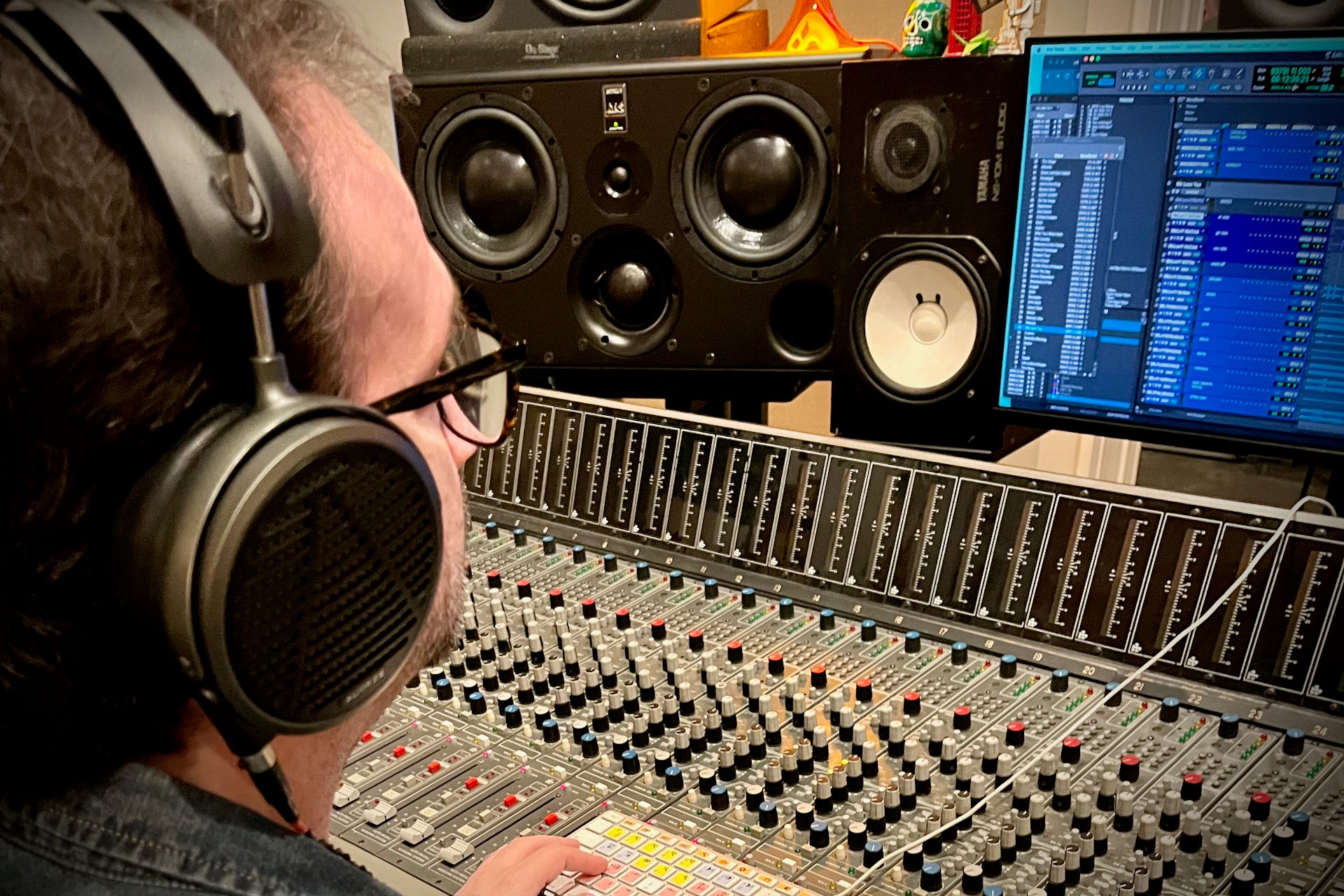 Abel Garibaldi in the studio with his Audeze MM-500 headphones